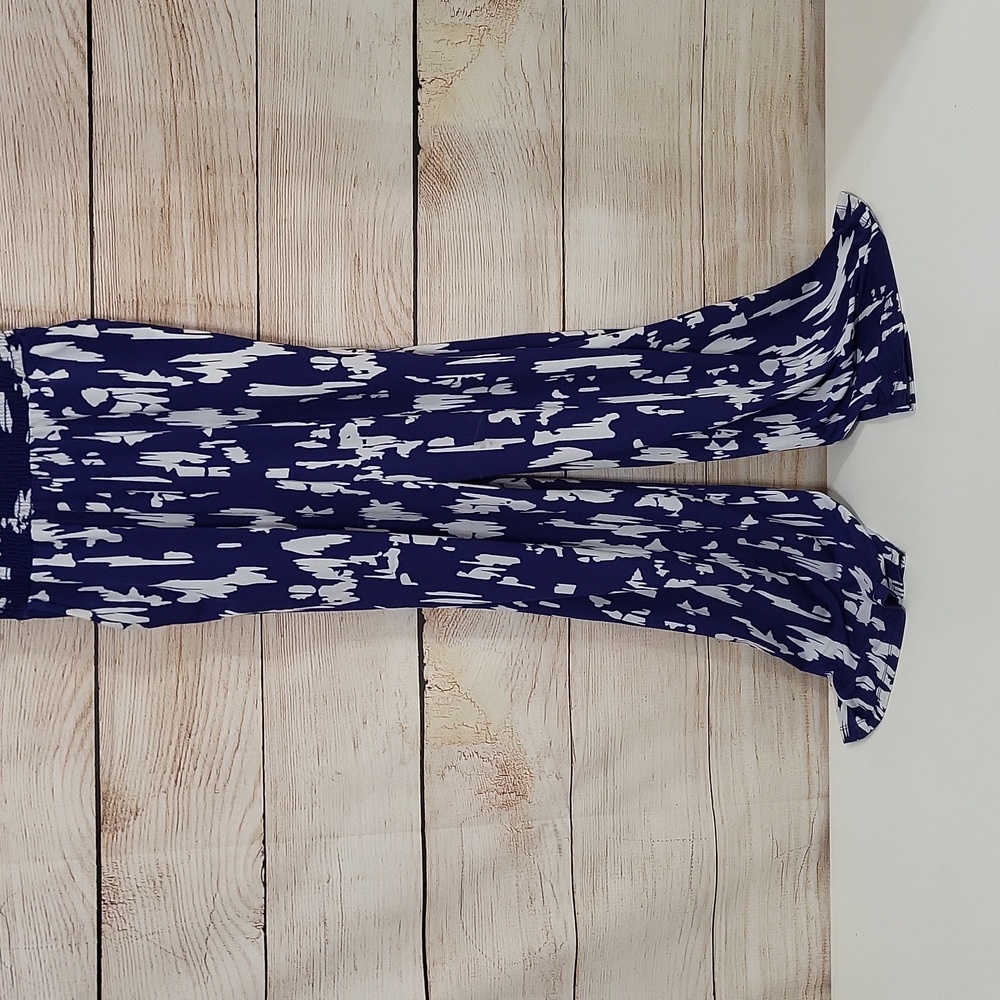 NWT Gilli Small Blue/White Jumpsuit - Picture 2 of 8